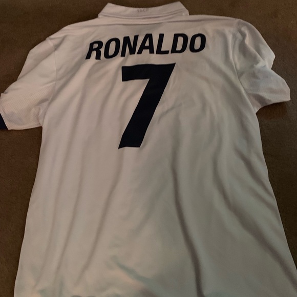 NWT Real Madrid Ronaldo Jersey - Picture 4 of 5